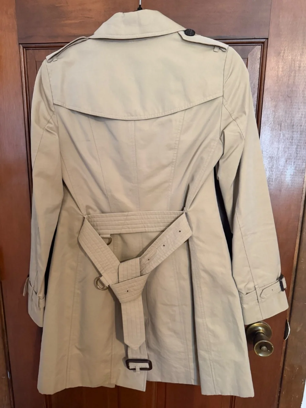 Burberry Trench Coat Honey Color Sandringham Size US 4 UK 6 Nova check lining. - Picture 8 of 8